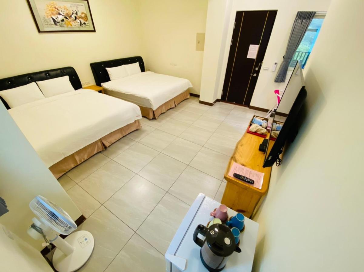 Appartement Taitung Crabs House à Chenggong Extérieur photo